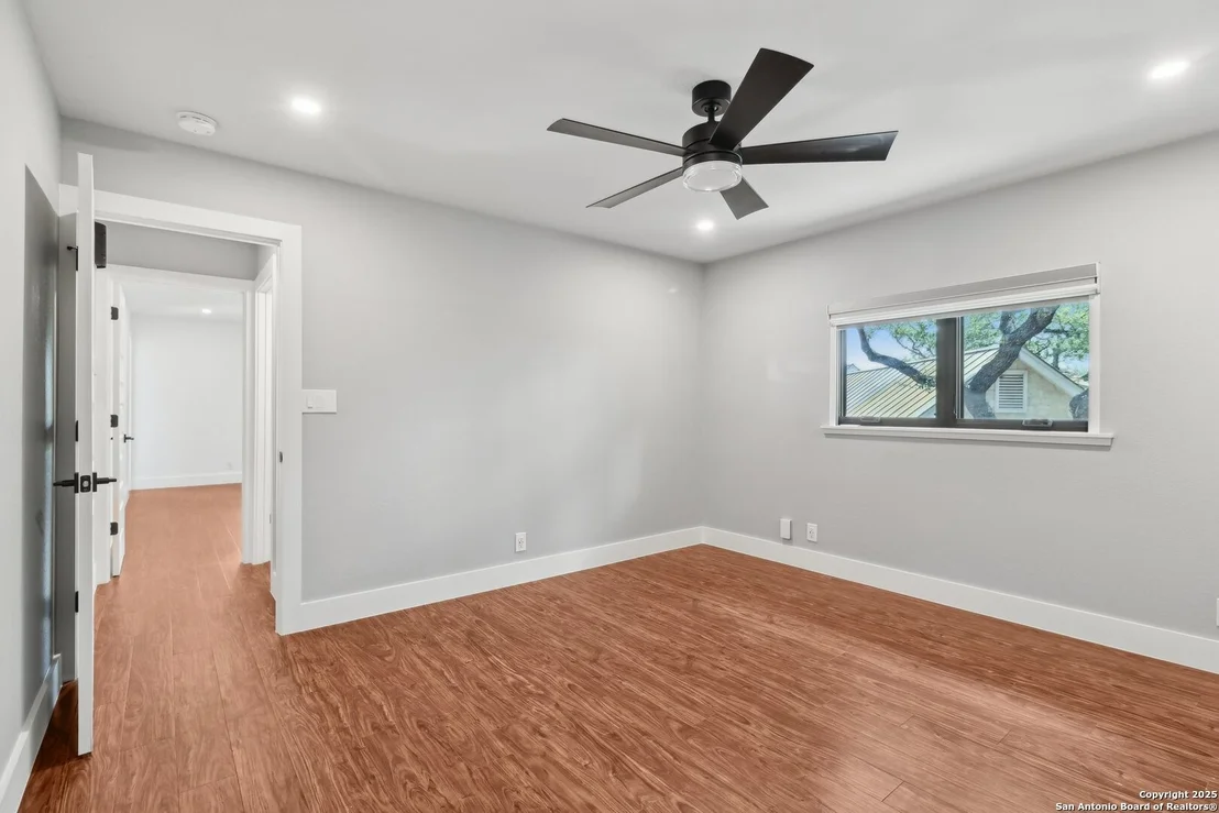 Photo of 3902 Creek Pt