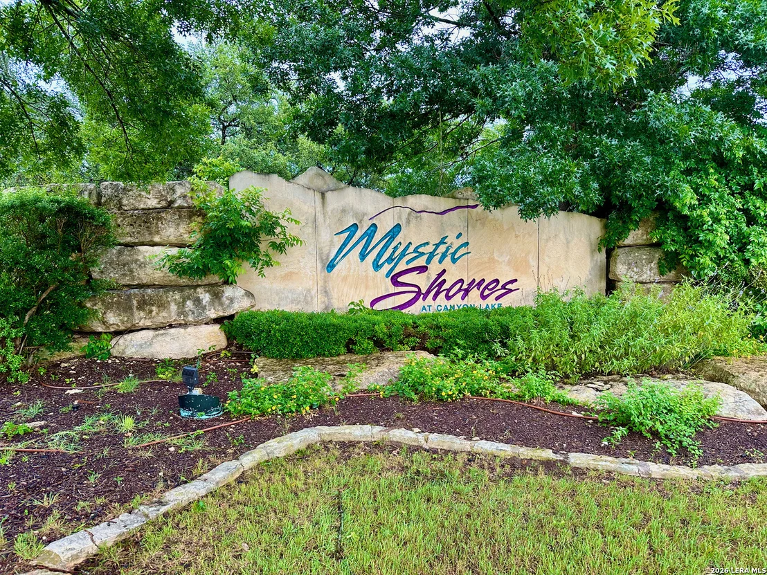 Photo of 1033 Bluewater