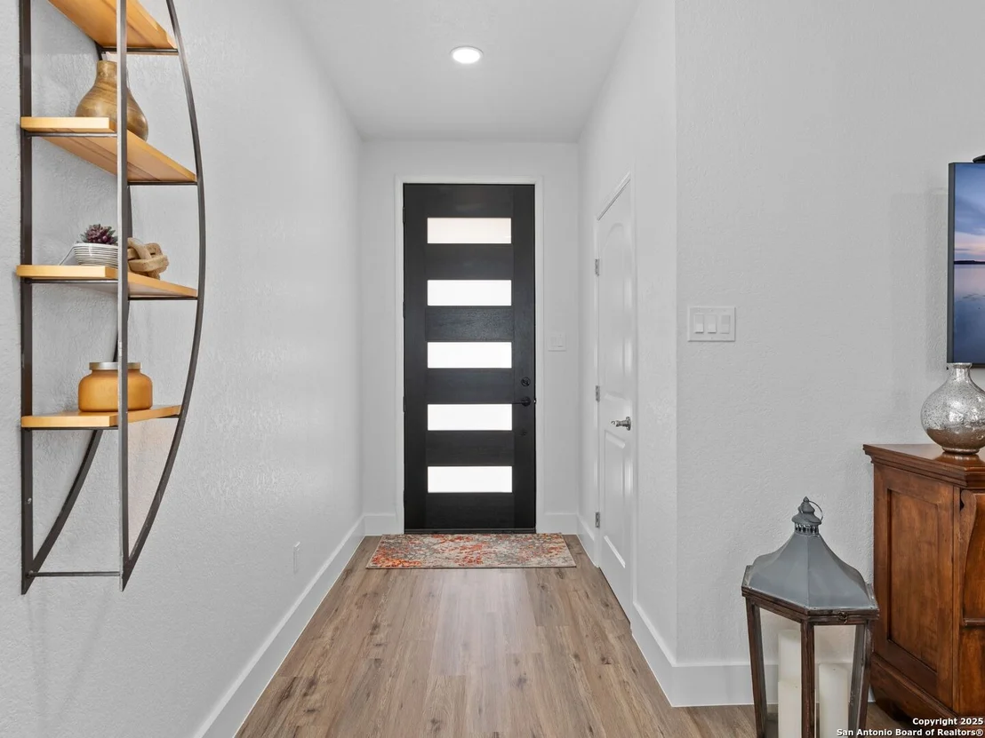 Photo of 20934 Foothill Pine