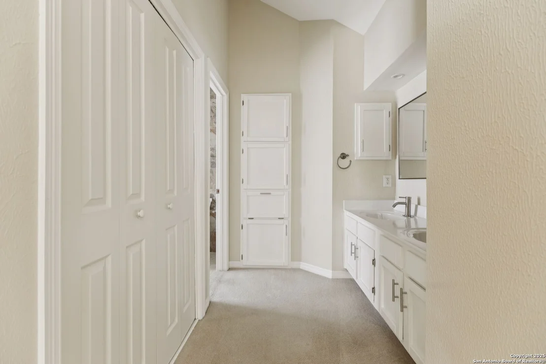 Photo of 8406 Timber Crest