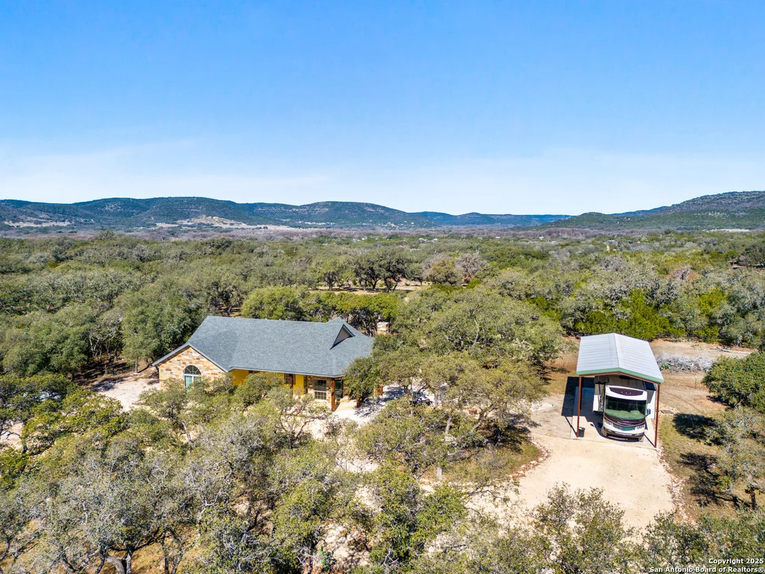 Photo of 381 Camino Primero