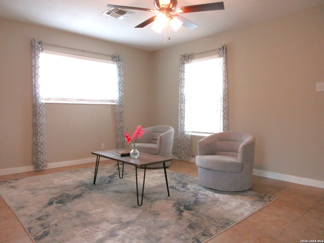 Photo of 301 Mockingbird