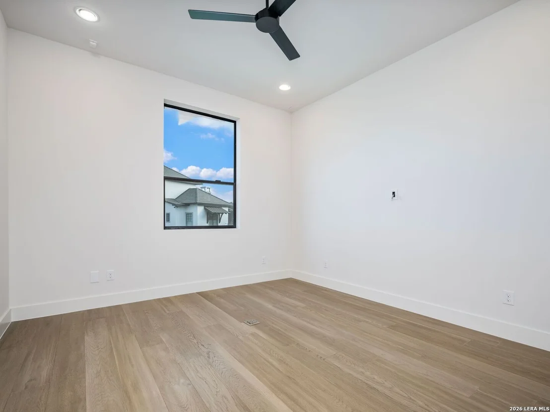 Photo of 211 Wellesley Hill