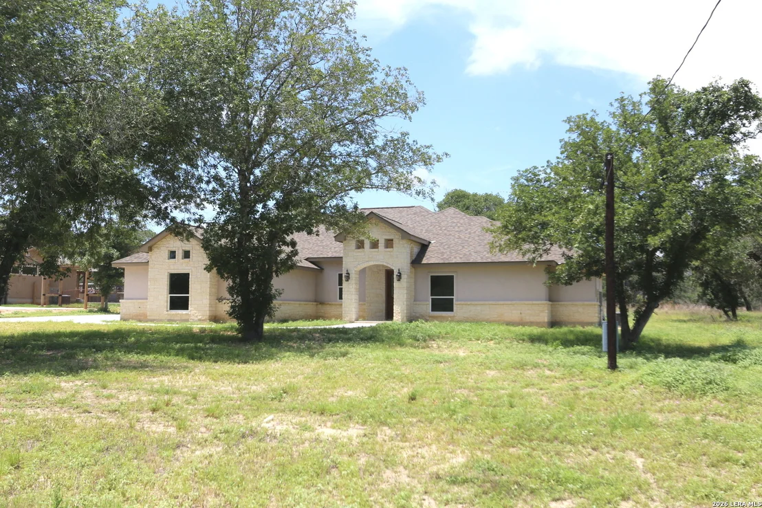 Photo of 193 Oak Fields Dr