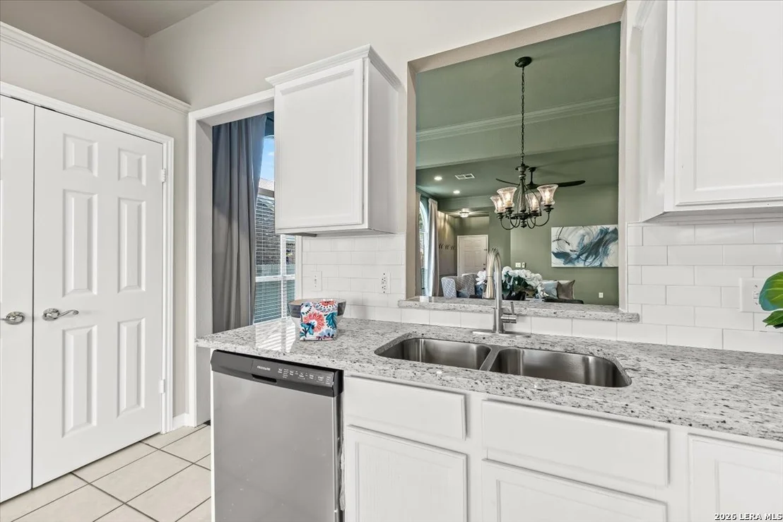 Photo of 2516 Grove Park