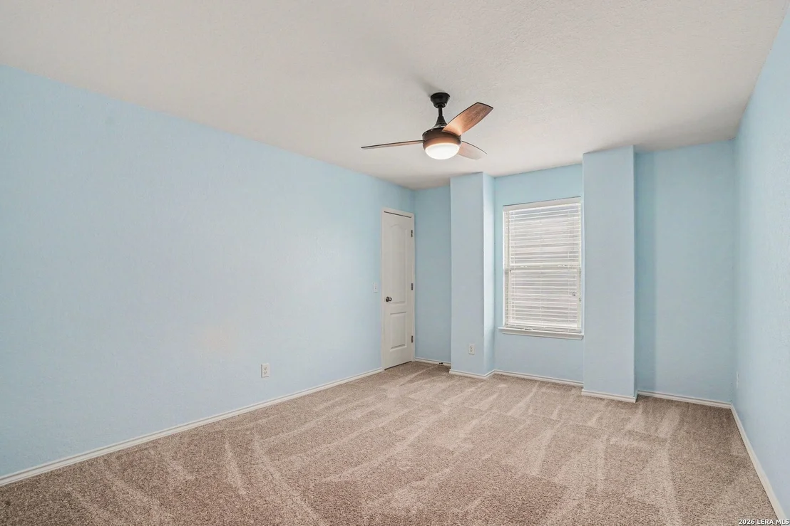 Photo of 8410 Puente