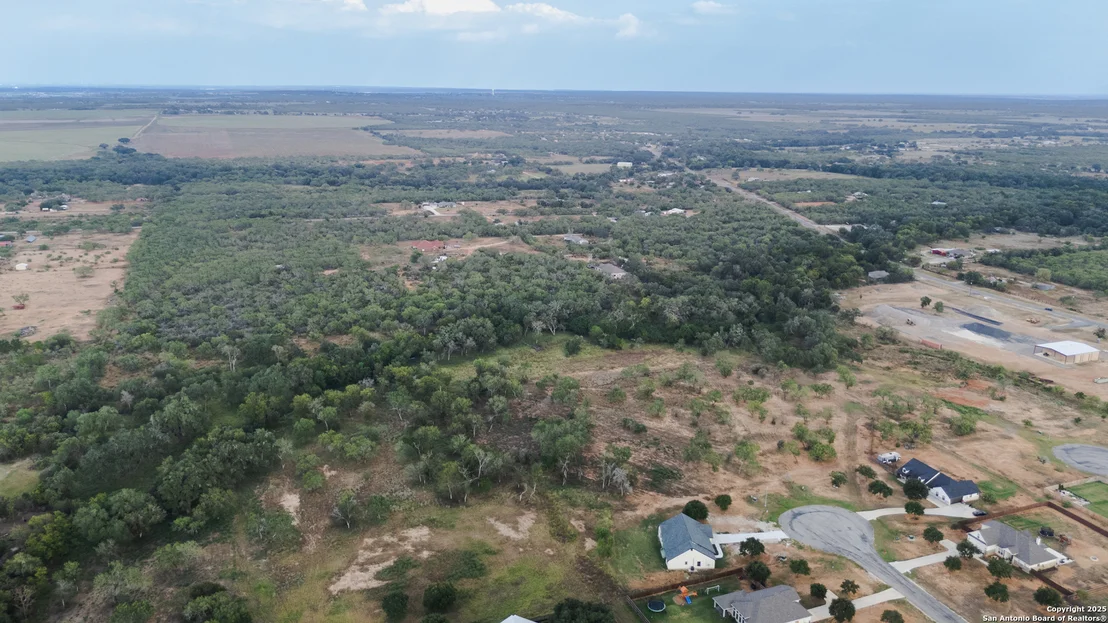 Photo of 193 E MEDIUM MEADOW DR