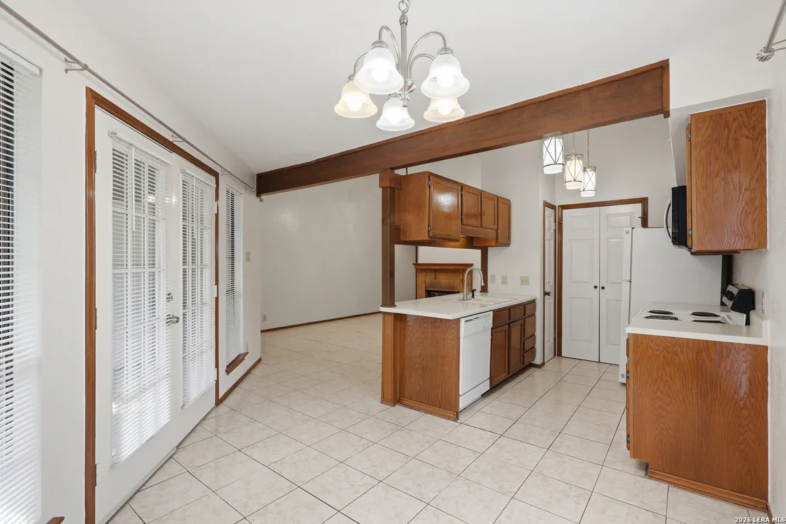 Photo of Unit 258 at 8633 Datapoint Dr