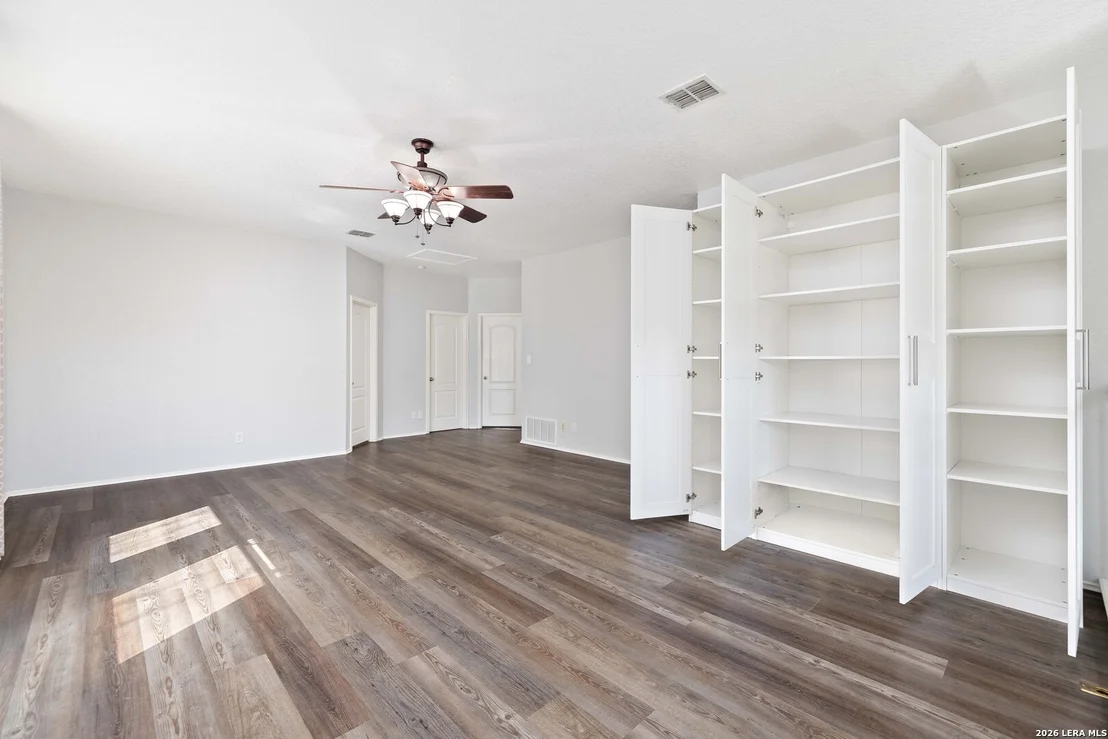 Photo of 1158 Kite Corner