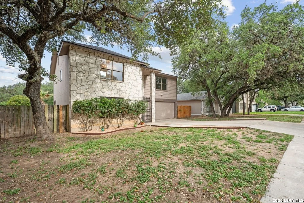 Photo of 1019 ARROWHEAD TRL
