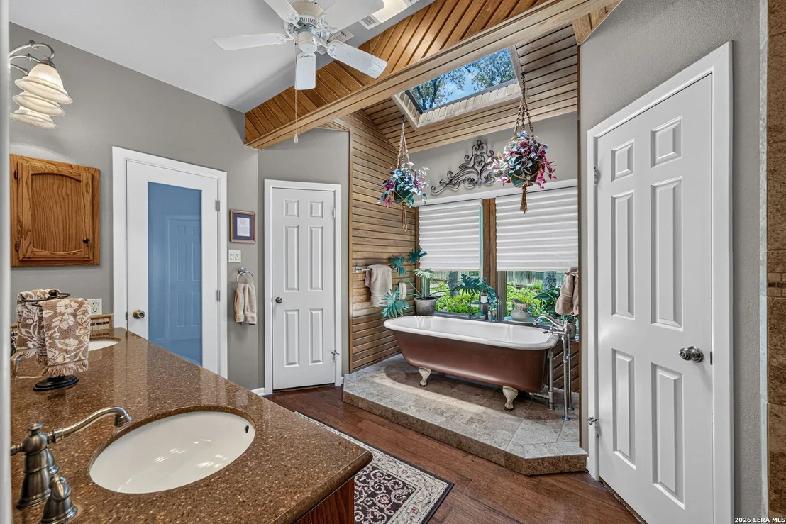 Photo of 12514 Chapel Bell St