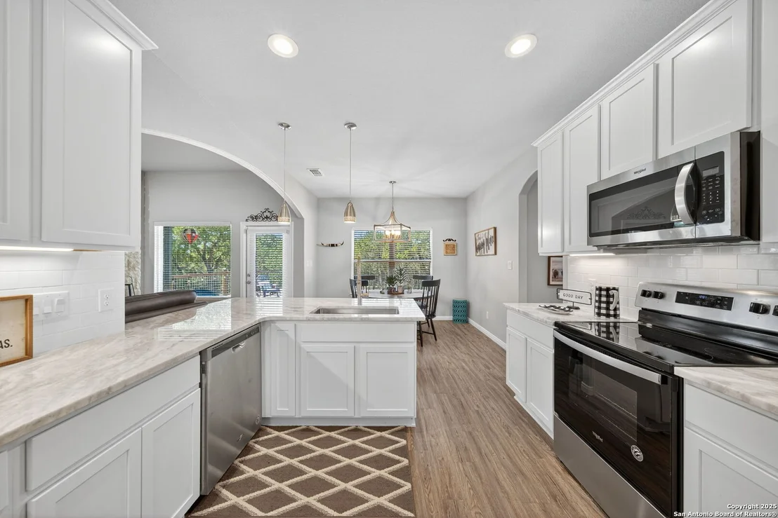 Photo of 1204 Lasso Loop