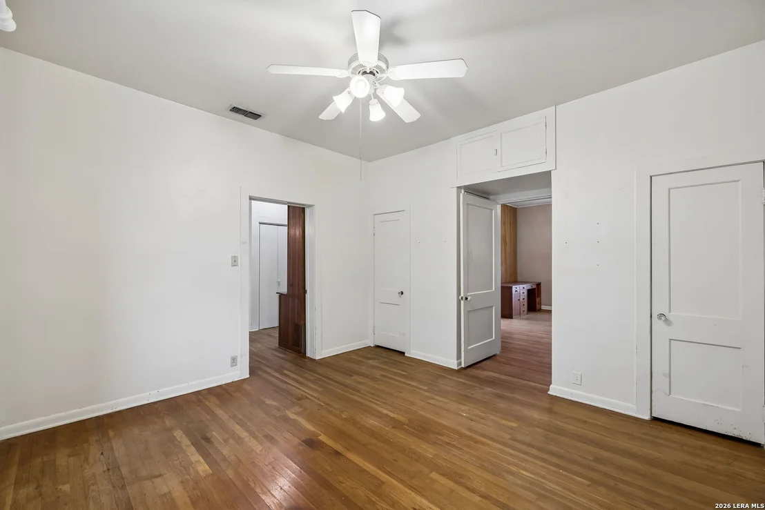 Photo of 48 Holiday Rd