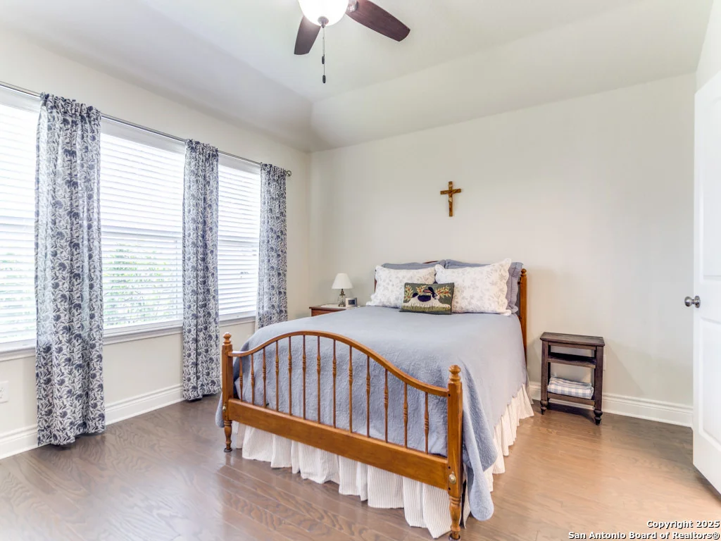 Photo of 110 Braeburn