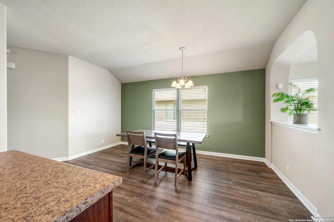 Photo of 8434 Blackstone
