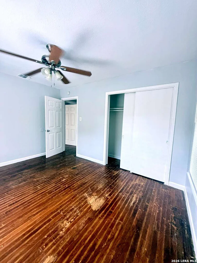 Photo of 127 CYRIL DR