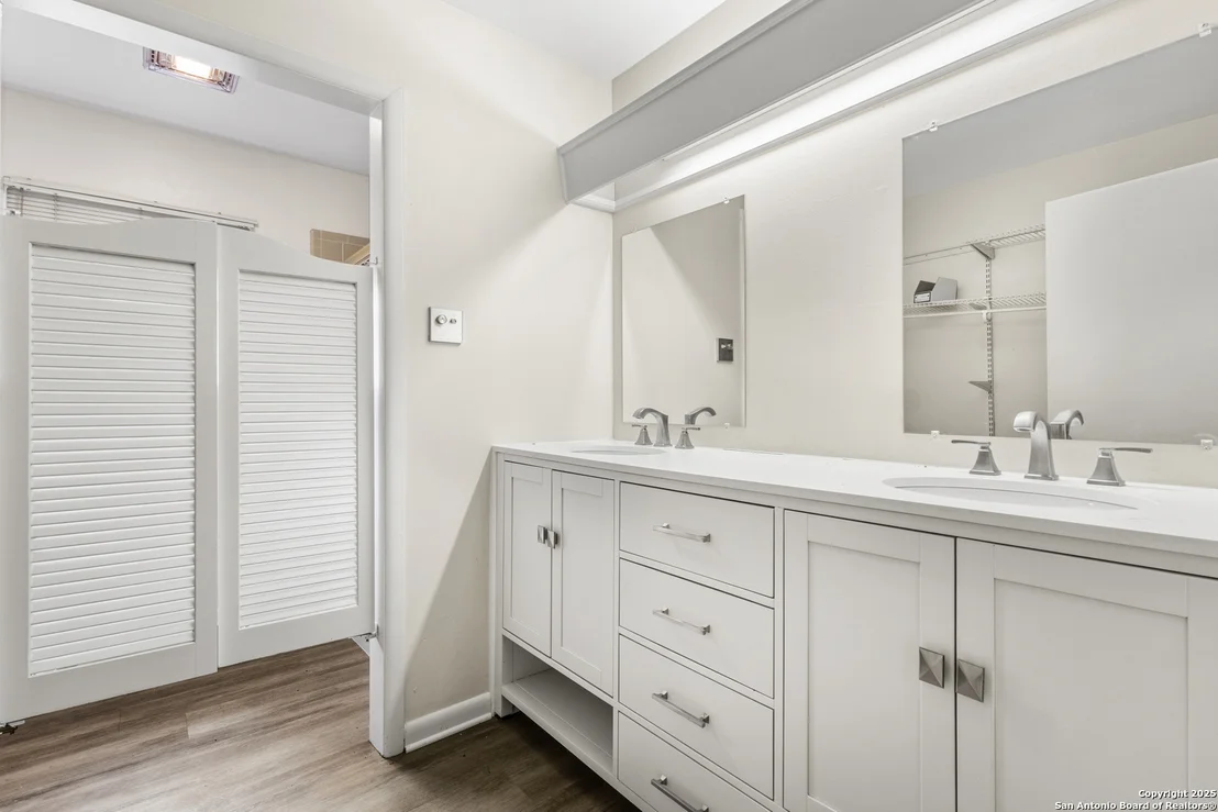 Photo of 6041 Trone Trail