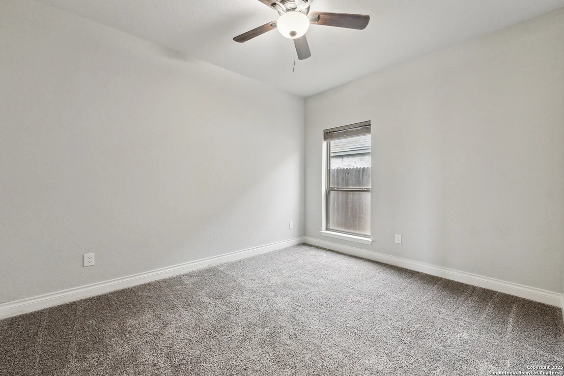 Photo of 2000 EDGECREEK