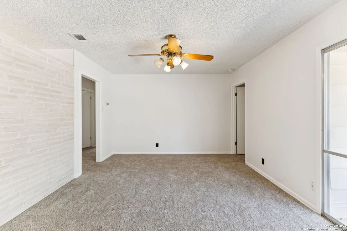 Photo of 3619 Mapleton