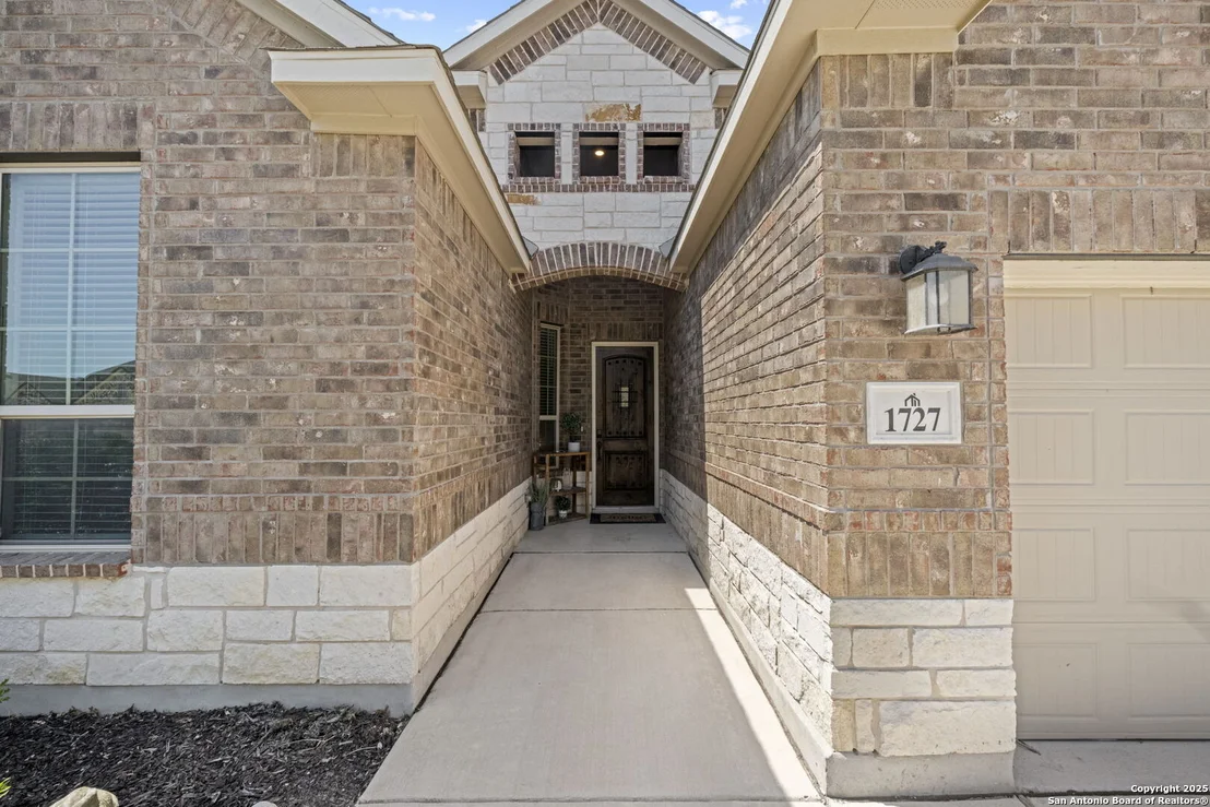 Photo of 1727 Doubleday Ln