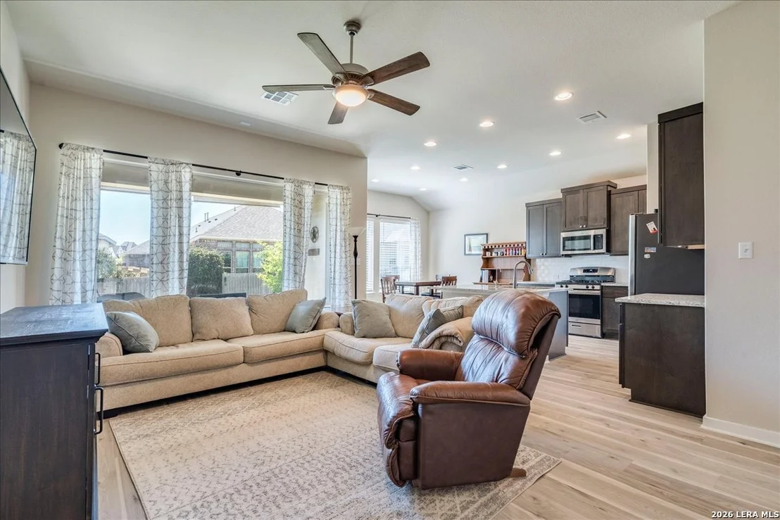 Photo of 712 Coyote Creek