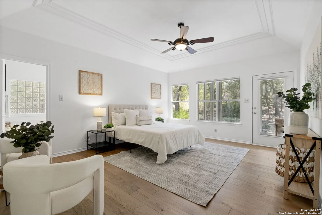 Photo of 814 Shepherd RD
