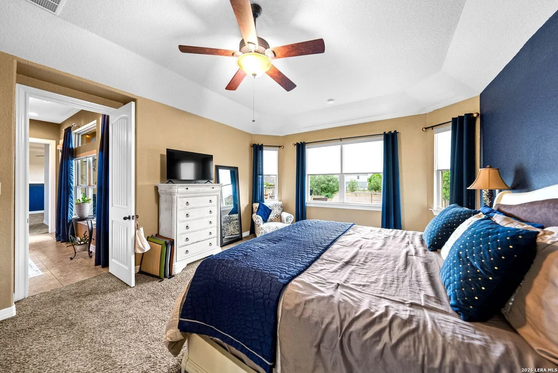 Photo of 11816 Field Bend