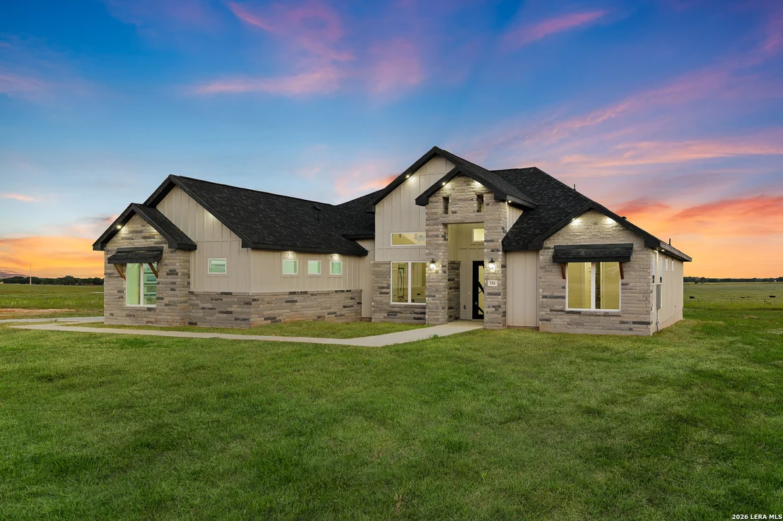 Photo of 116 Pioneer Dr