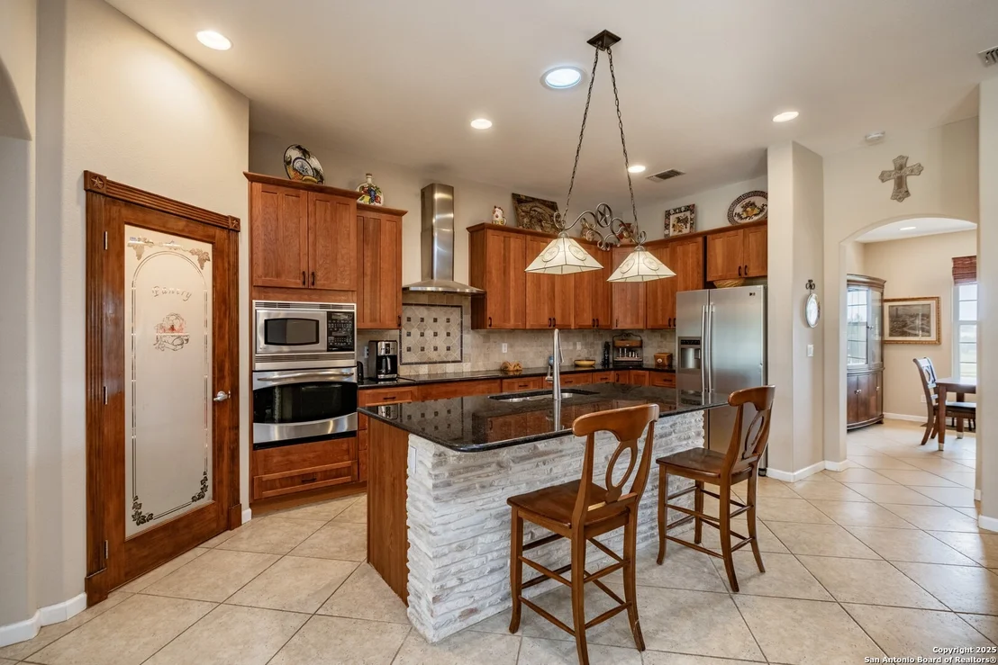 Photo of 233 N Fork