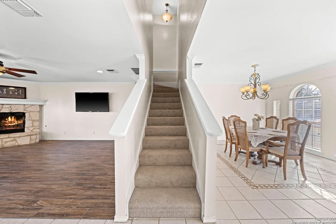 Photo of 5818 Lyndhurst Drive
