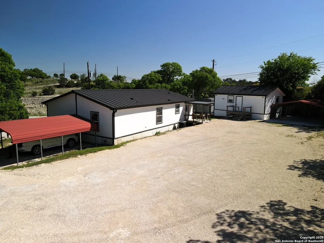 Photo of 147 Silver Creek