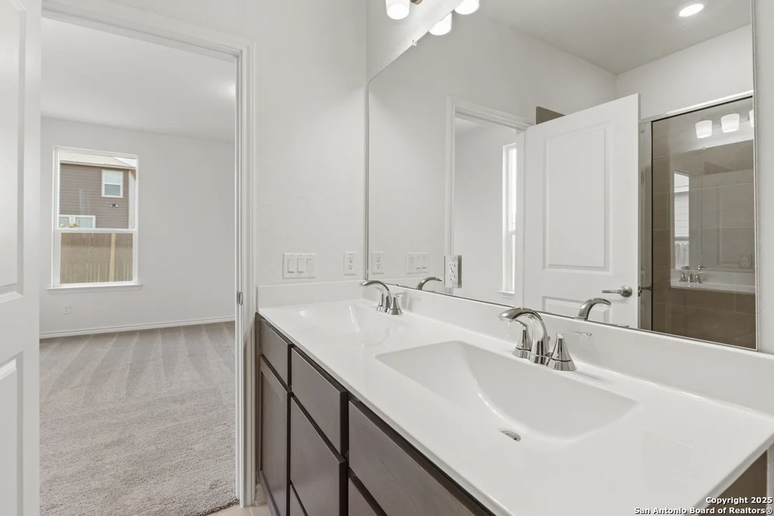 Photo of 405 Panther Way