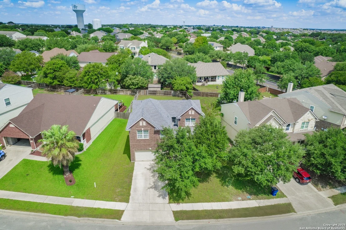 Photo of 234 Turnberry Dr