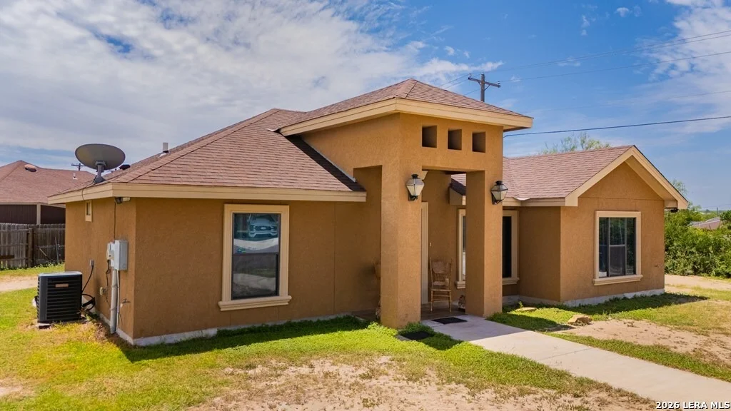 Photo of 1743 Tron Lane