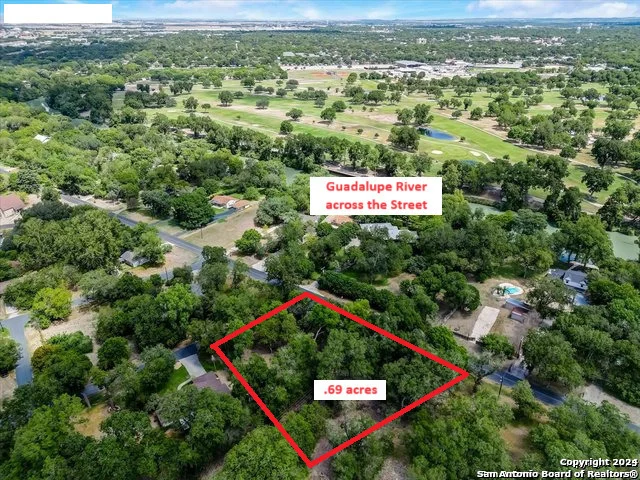 Photo of 217 GUADALUPE RIVER DR