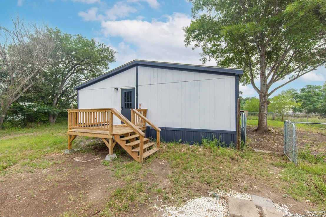 Photo of 114 County Road 5604