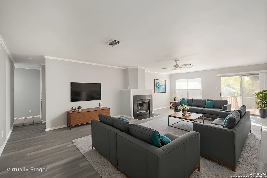 Photo of 7403 Legend Point Dr