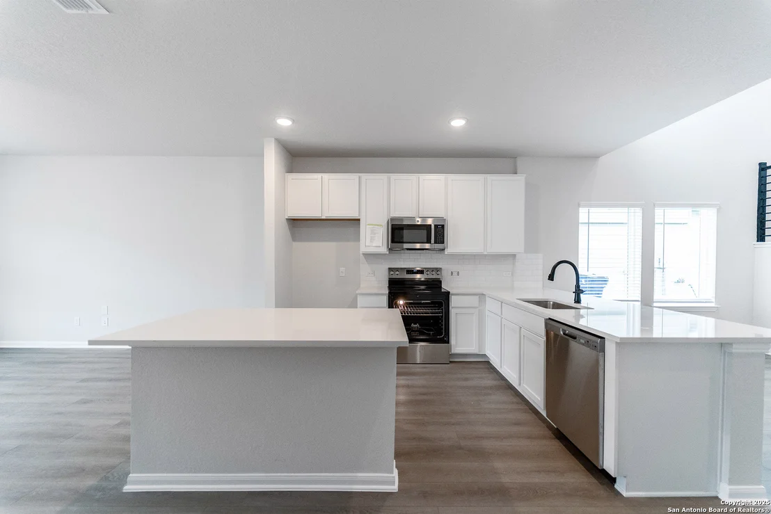 Photo of 312 Ivy Road