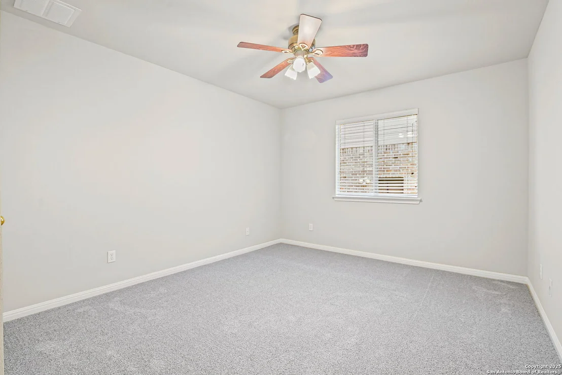 Photo of 9810 Selbourne