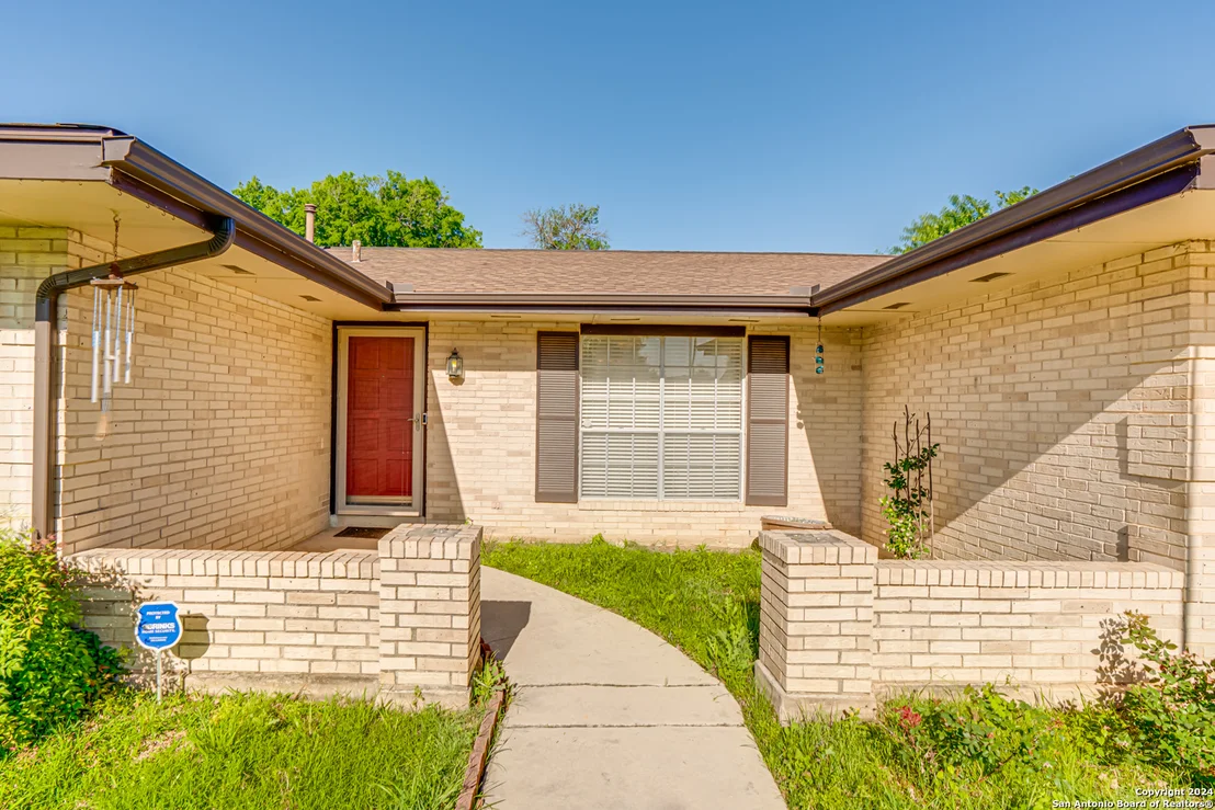 Photo of 7207 CASTLE GATE