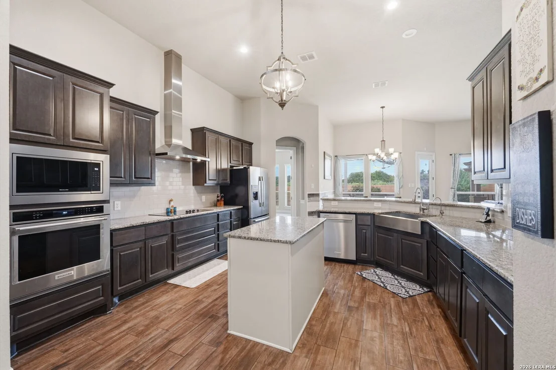 Photo of 30603 SETTERFELD CIR