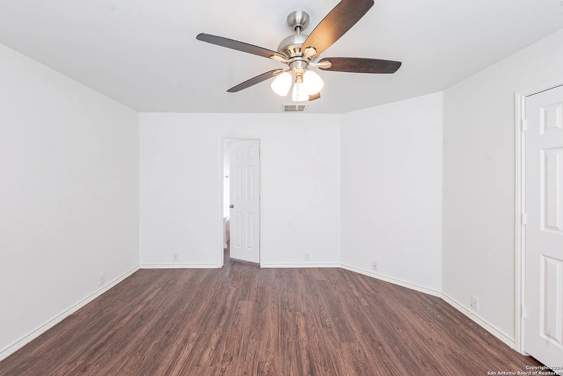Photo of 5120 STORM KING