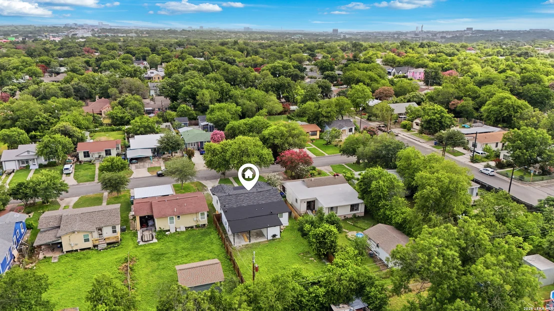 Photo of 414 Clower