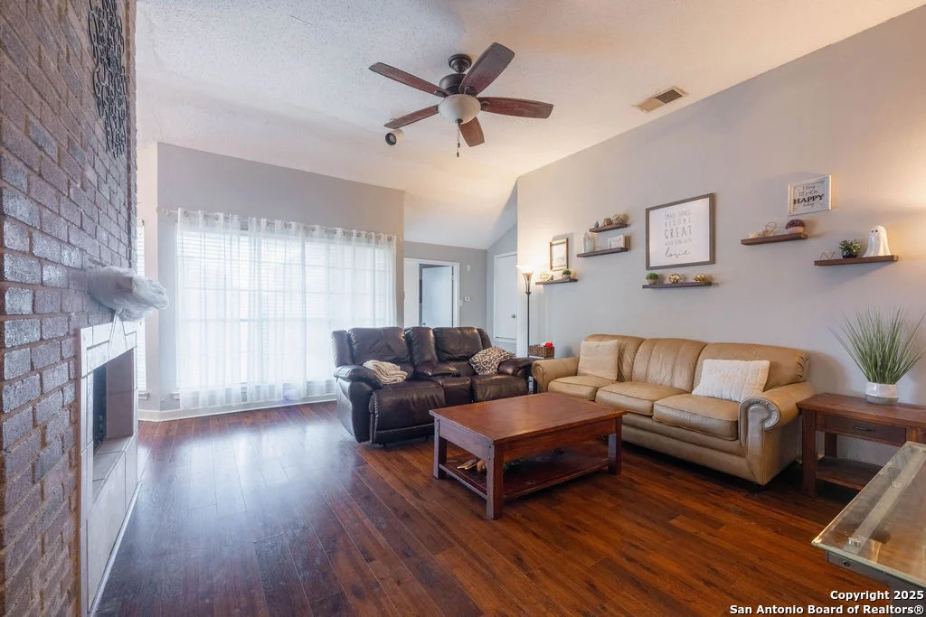 Photo of 8120 Forest Dawn