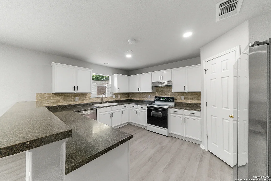 Photo of 4116 Whisper Pt