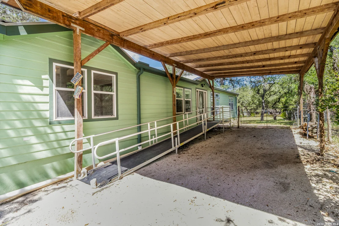 Photo of 23942 us highway 83