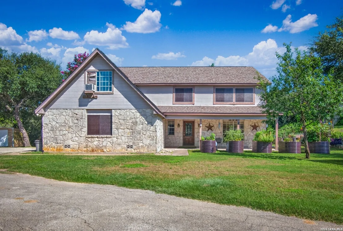 Photo of 2611 Barton Hill Dr