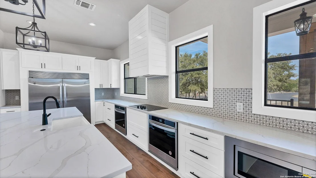 Photo of 725 Winding View