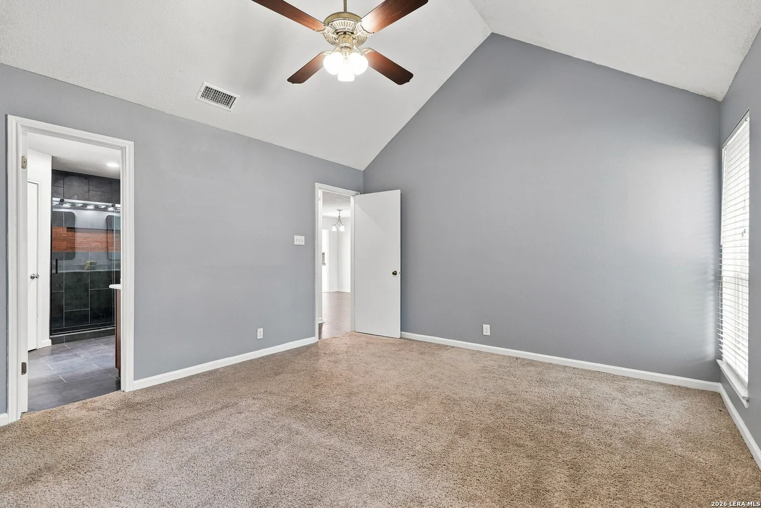 Photo of 5946 Spring Cluster
