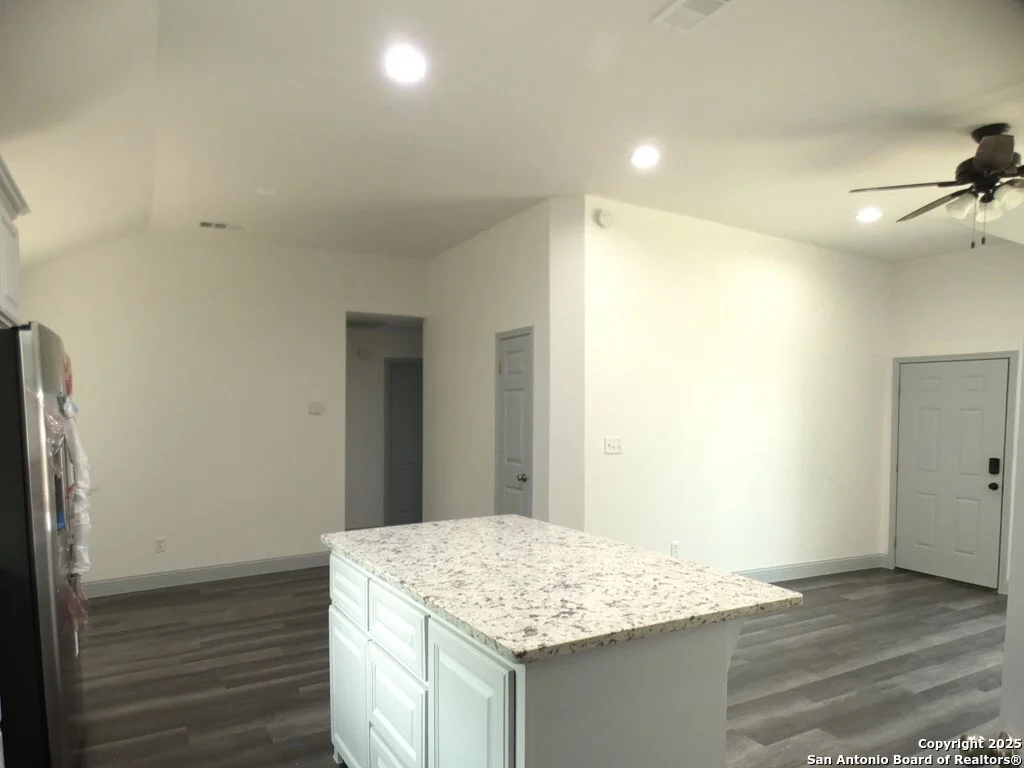 Photo of 506 Hillside Drive